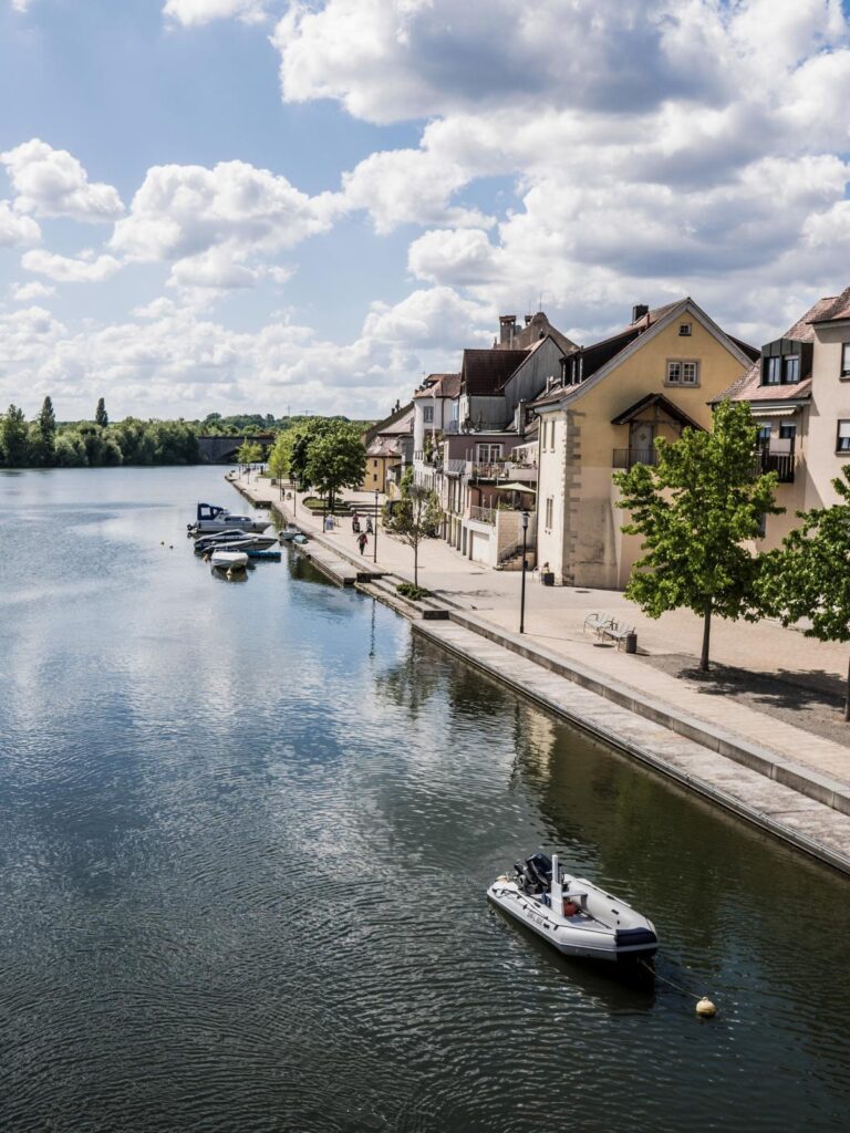 Alte Mainbrücke - Blick Unterer Mainkai Kitzingen (2)