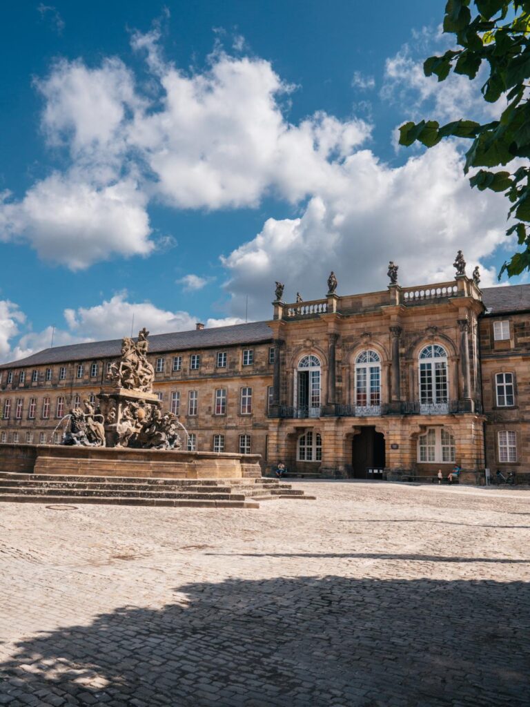 Neues Schloss - Ansicht Residenzplatz Bayreuth (1)