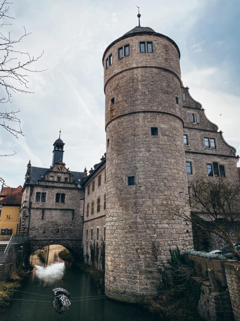 Rathaus, Maintor & schwarzer Turm Marktbreit (5)