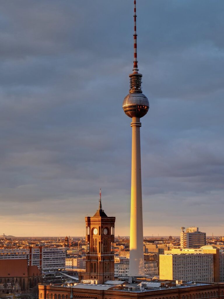 Fernsehturm – Außenansicht Berlin (1)