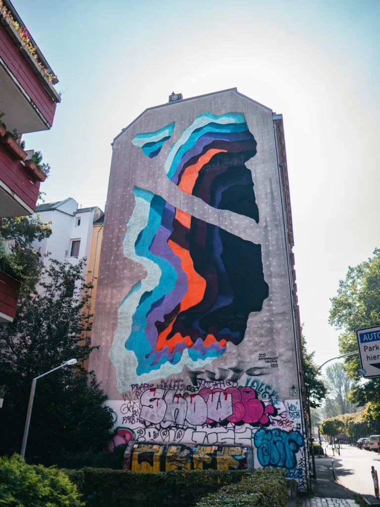 '1010' Mural Hamburg. Der Fotogoals Fotospot in Hamburg