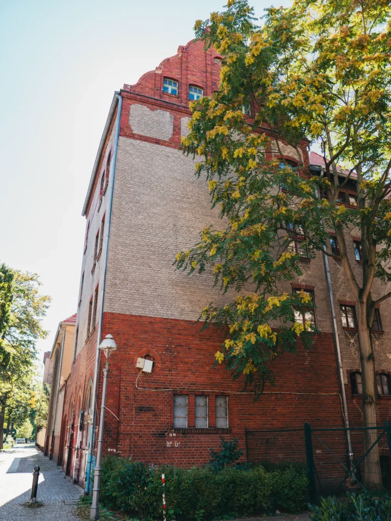 Backsteinfassade Nr.2 - Lüdtgeweg Berlin. Der Fotogoals Fotospot in Berlin
