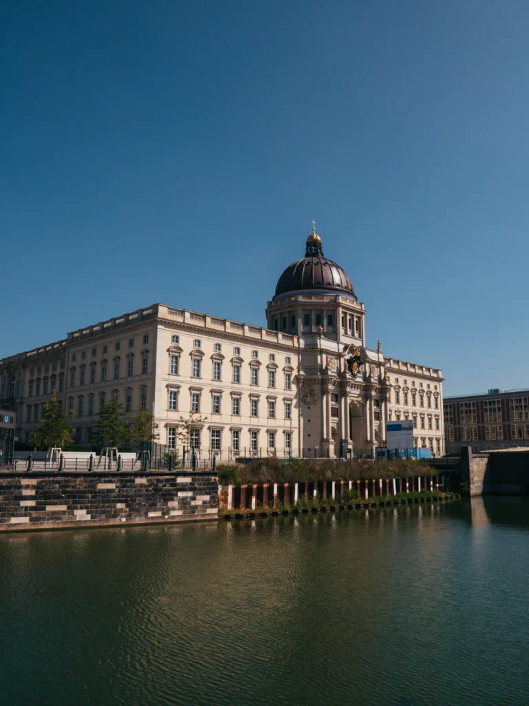 Berliner Schloss Berlin. Der Fotogoals Fotospot in Berlin