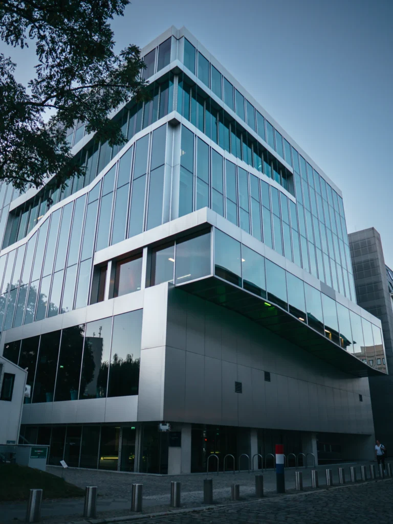 Botschaft des Königreichs der Niederlande Berlin. Der Fotogoals Fotospot in Berlin