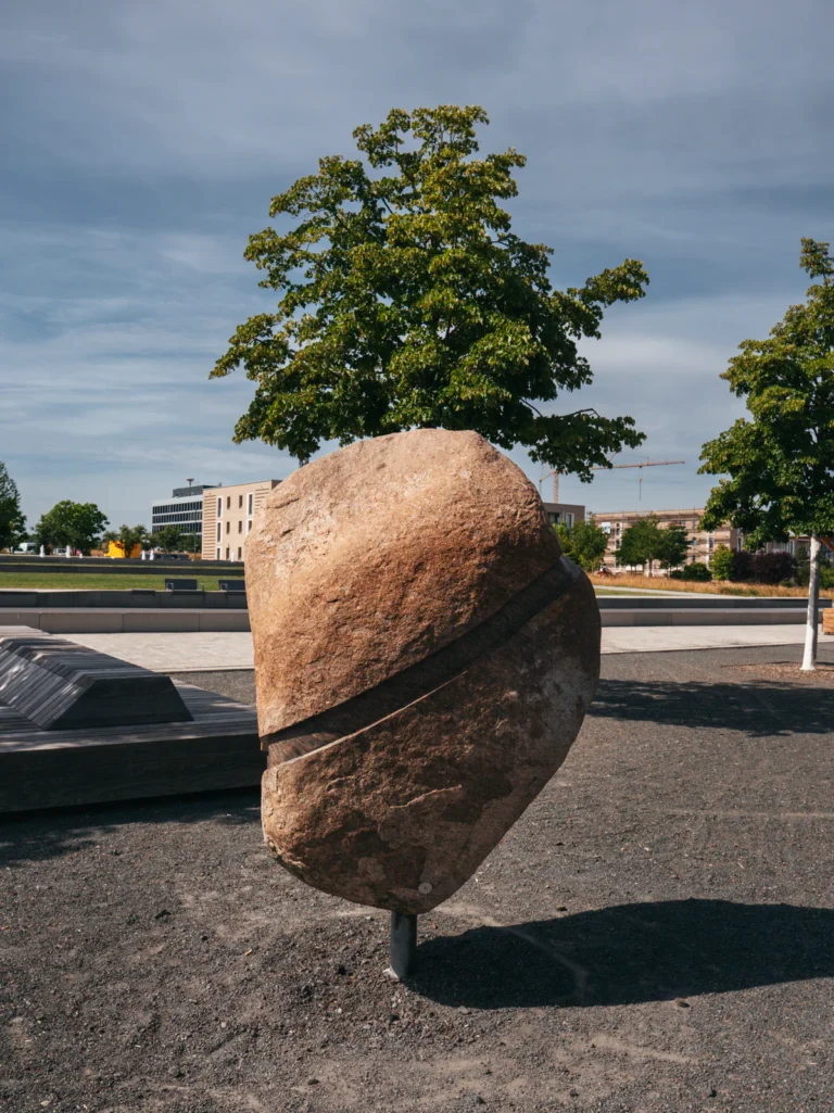 Drehstein - Hublandplatz Würzburg. Der Fotogoals Fotospot in Würzburg