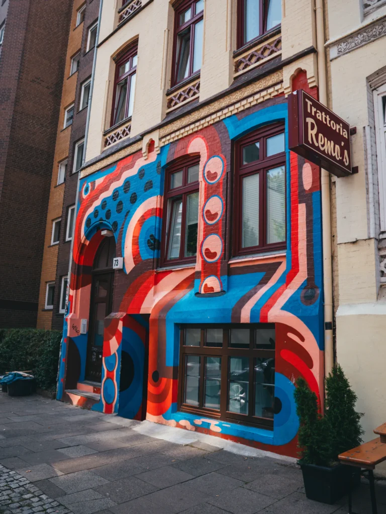 Mural - Hein-Hoyer-Straße Hamburg. Der Fotogoals Fotospot in Hamburg