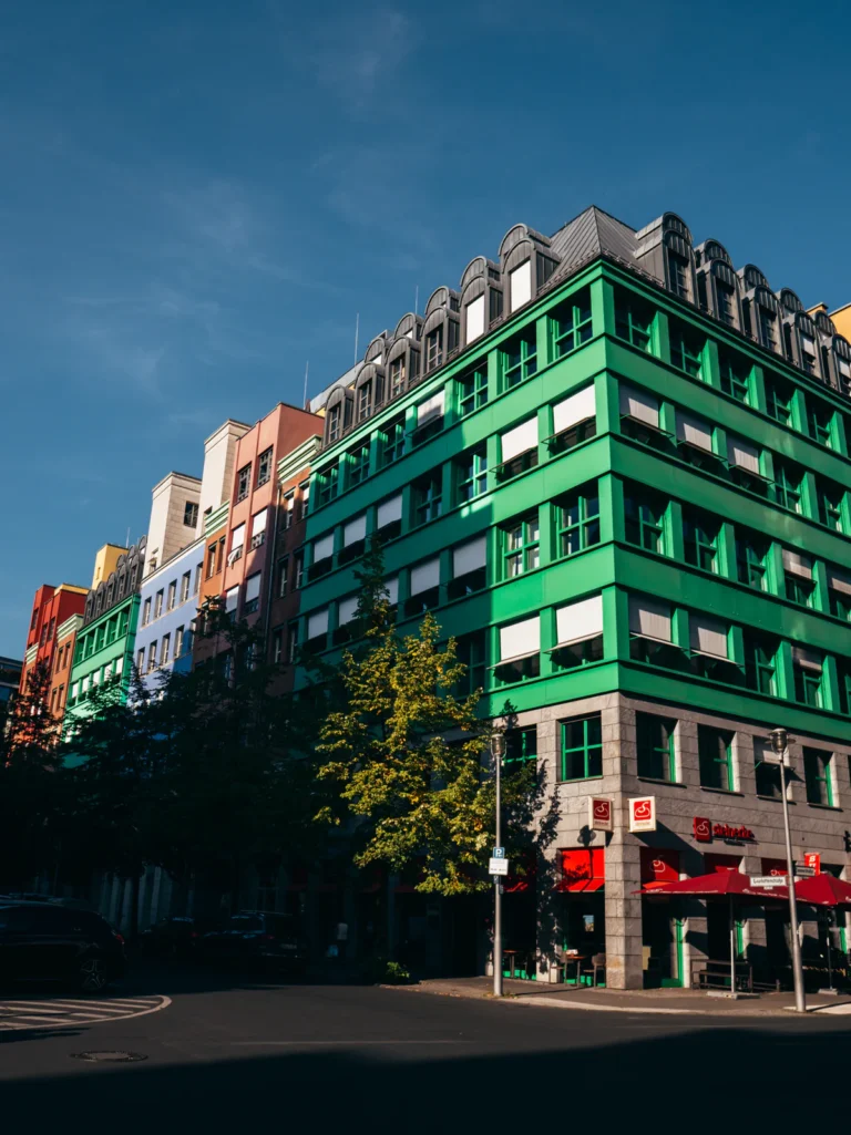 Gebäude 'Quartier Schützenstraße' Berlin. Der Fotogoals Fotospot in Berlin