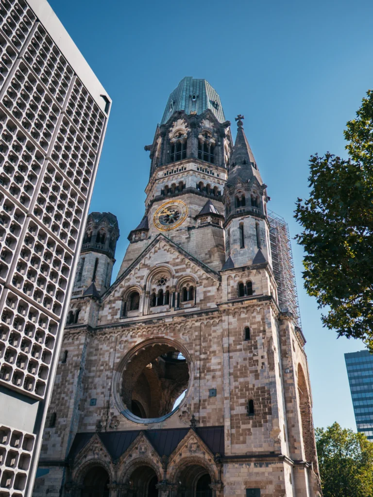 'Kaiser Wilhelm' Gedächtniskirche Berlin. Der Fotogoals Fotospot in Berlin