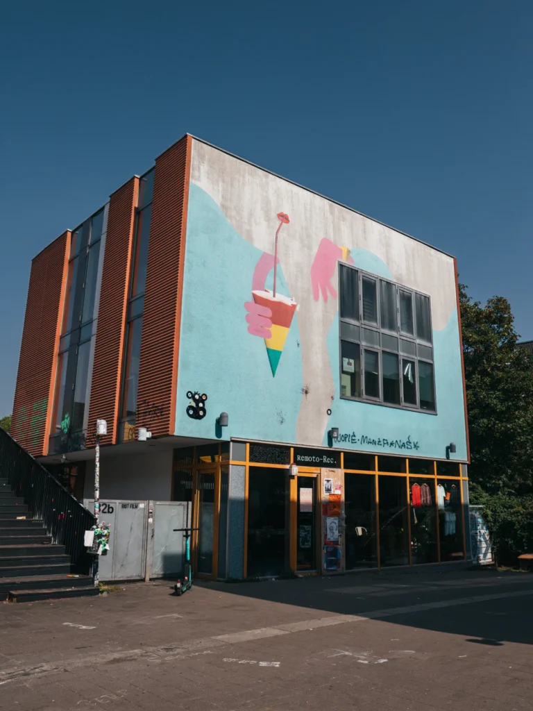 Mural I - Schlachthofpassage Hamburg. Der Fotogoals Fotospot in Hamburg