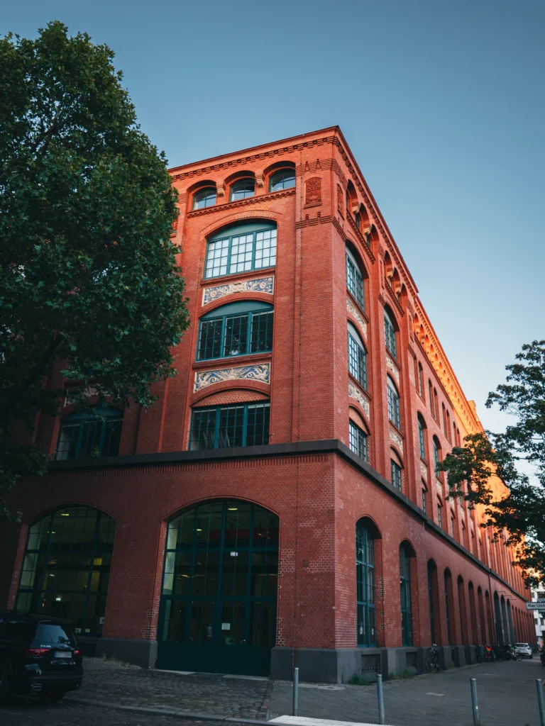 Phorms Campus Berlin Mitte Berlin. Der Fotogoals Fotospot in Berlin