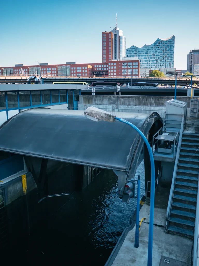 Schaartorschleuse Hamburg. Der Fotogoals Fotospot in Hamburg