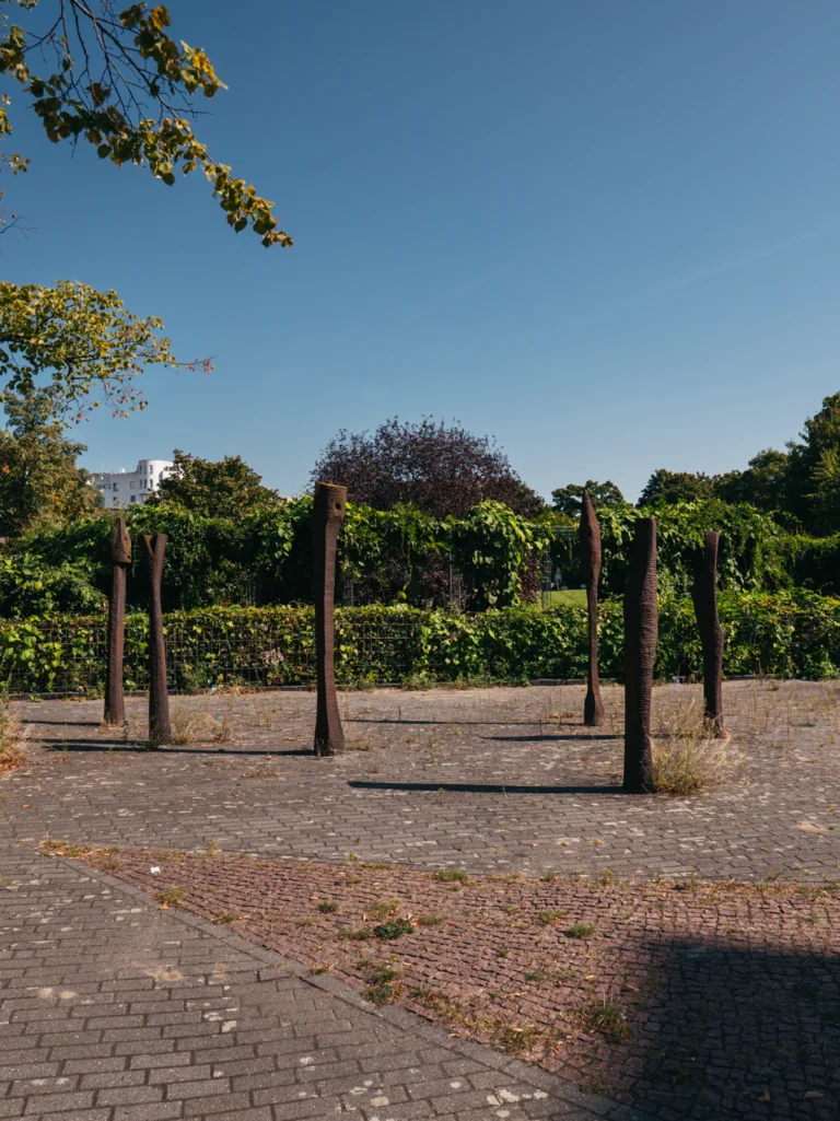 Skulpturen am Innsbrucker Platz Berlin. Der Fotogoals Fotospot in Berlin