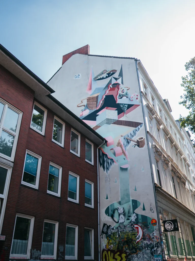 'Viva con Agua' Mural - Wohlwillstraße Hamburg. Der Fotogoals Fotospot in Hamburg