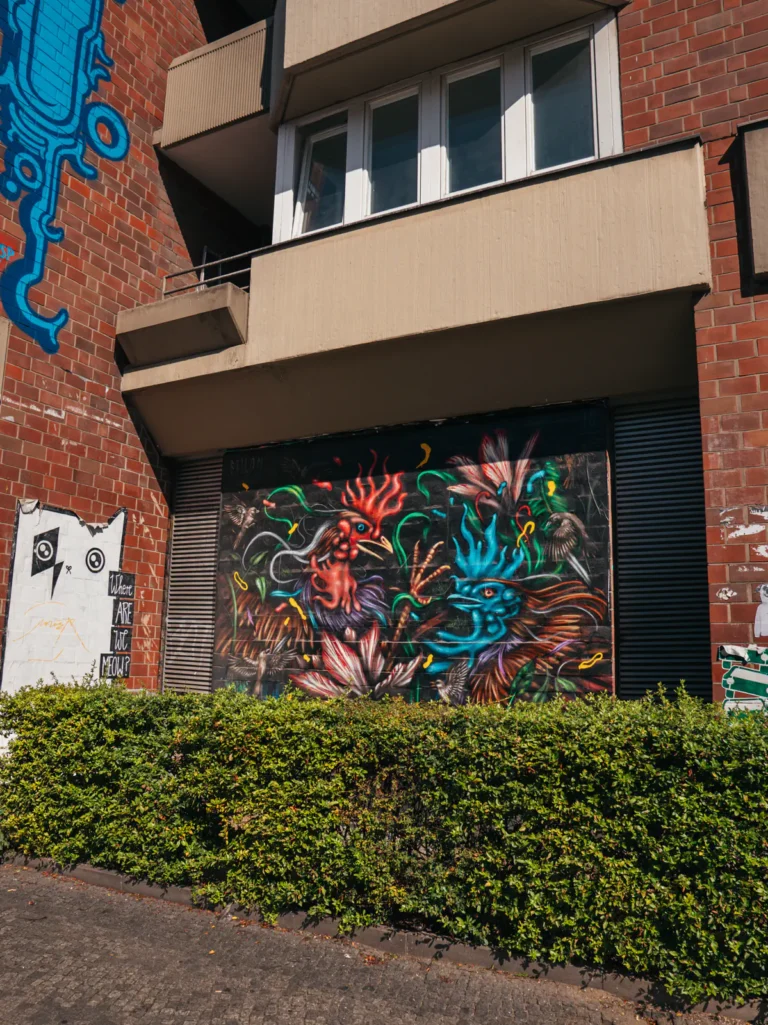 'Wildlife' Mural Berlin. Der Fotogoals Fotospot in Berlin